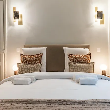 Elegant 3-bedroom In The Heart Of Historic * Paris