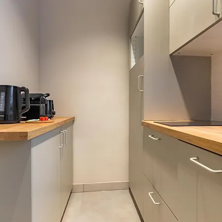 Elegant 3-bedroom In The Heart Of Historic * Paris