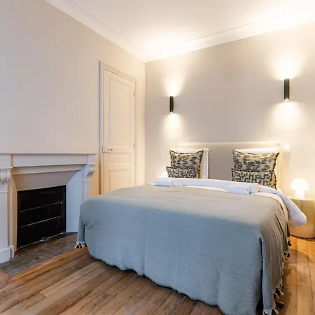 Elegant 3-bedroom In The Heart Of Historic *